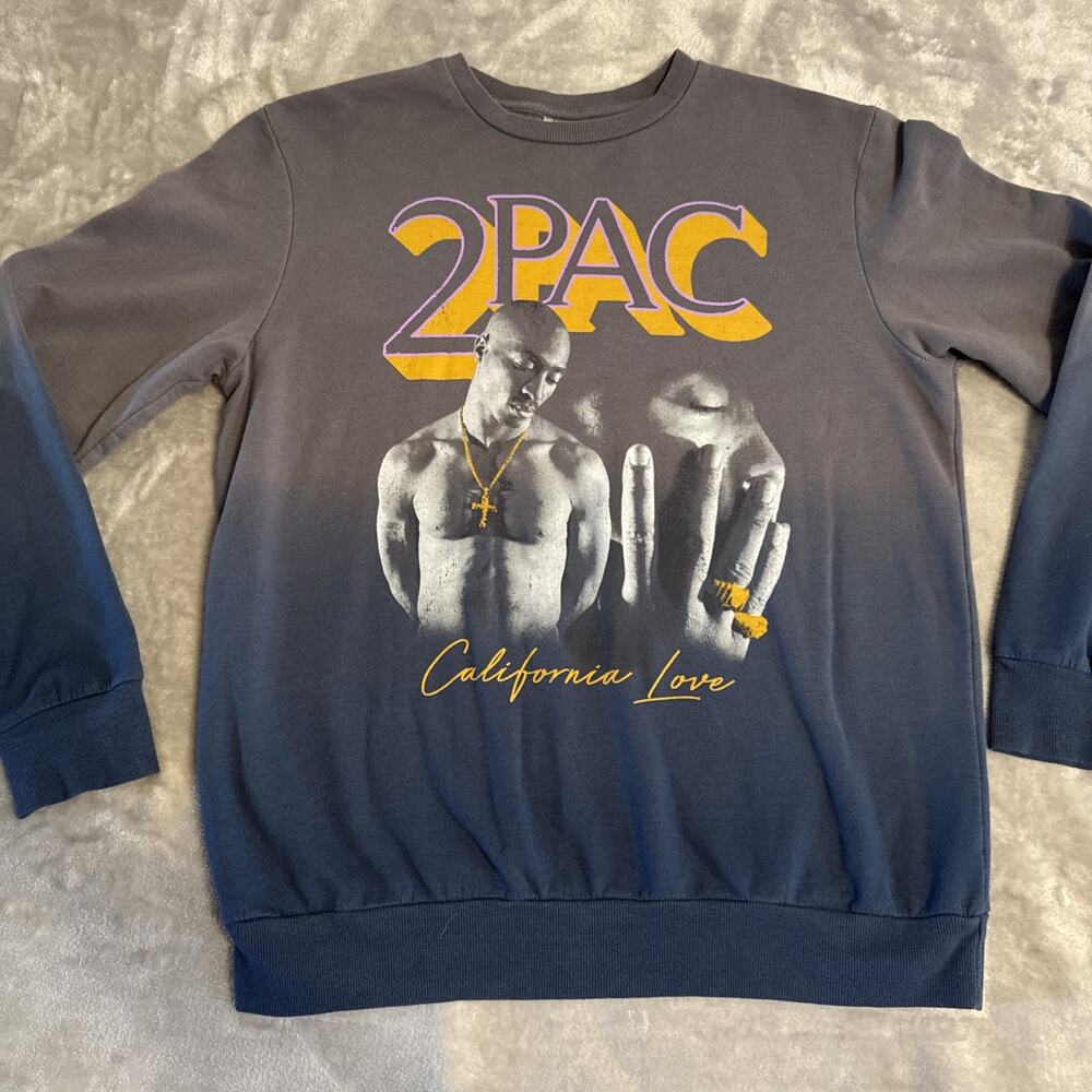 2pac Tupac Shakur Graphic Crewneck Sweatshirt Medium Black Ombre to Gray